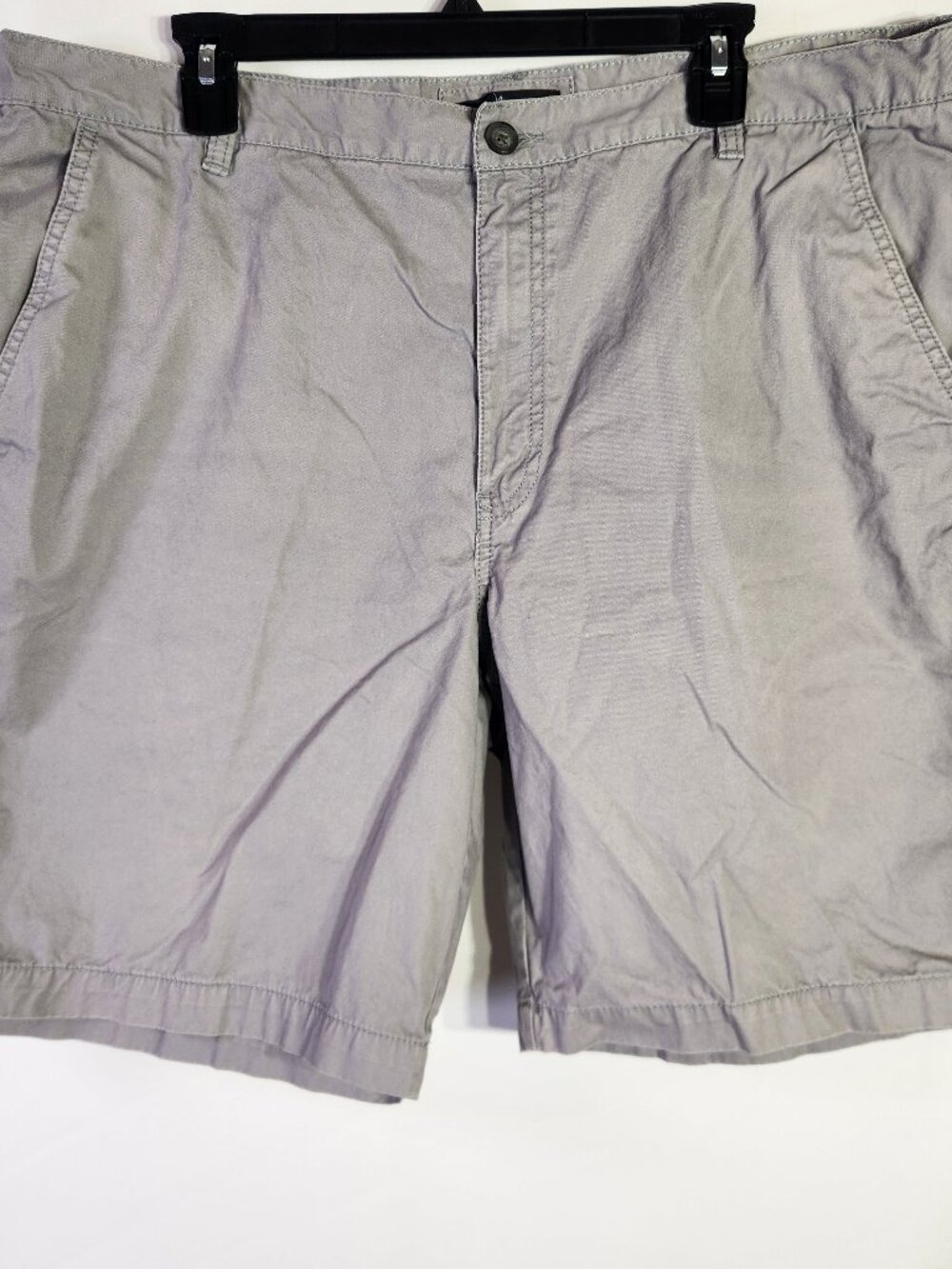 Marc Anthony Men’s Chino Style Flat Front Gray Shorts – Size 40